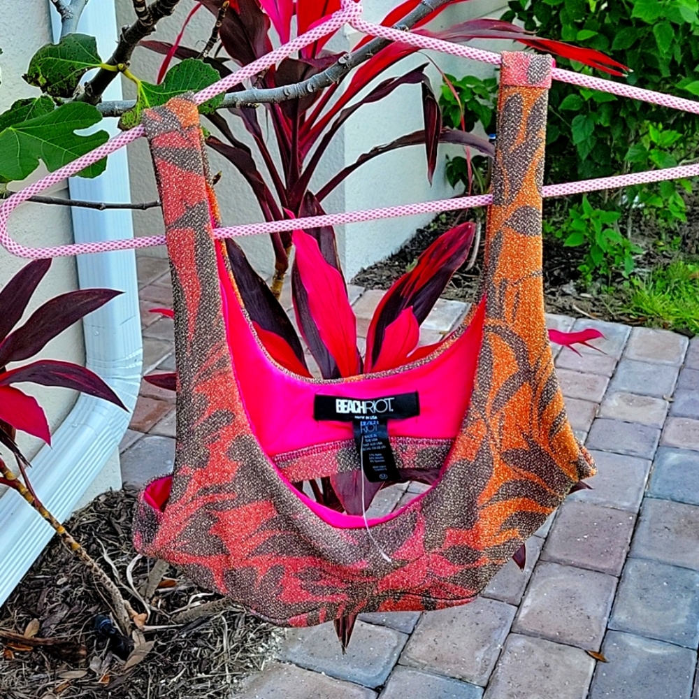 Beachriot set